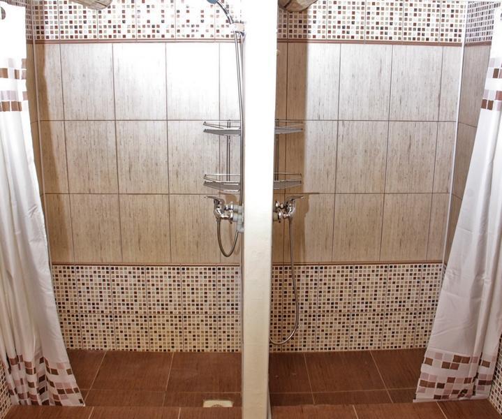 ברסלב Hotel Falvarak מראה חיצוני תמונה